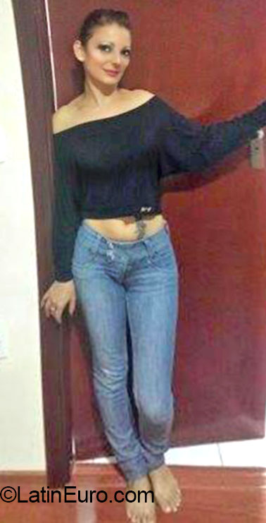 Date this passionate Brazil girl Alessandra from Sao Paulo BR9090