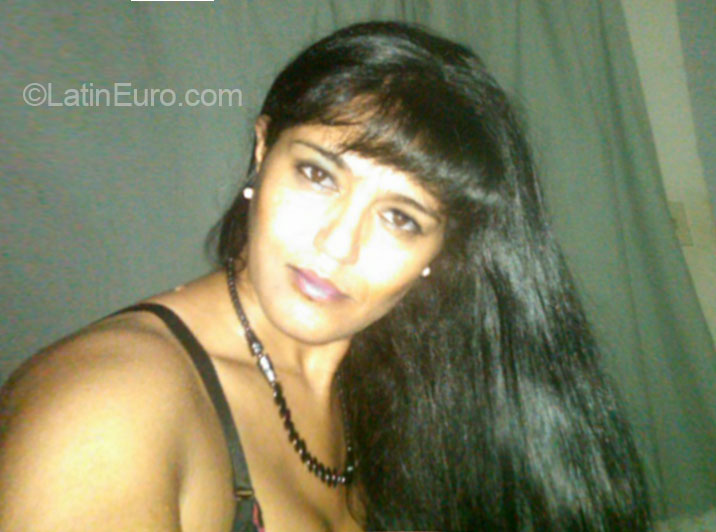 Date this funny Dominican Republic girl Martha from Santiago DO20364