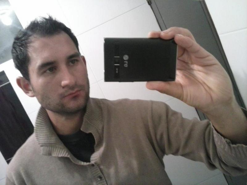 Date this pretty Colombia man David from Bogota CO16489