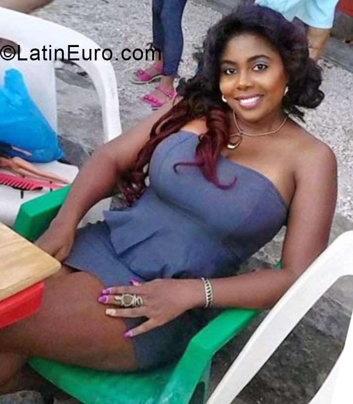 Date this exotic Dominican Republic girl Lola from La Romana DO20551