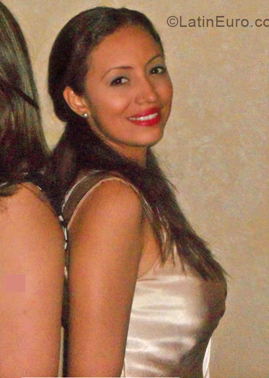 Date this beautiful Panama girl Heylin from Panama City PA483