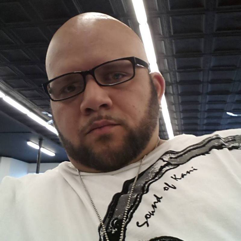 Date this exotic United States man Edwin from Dorchester US15665