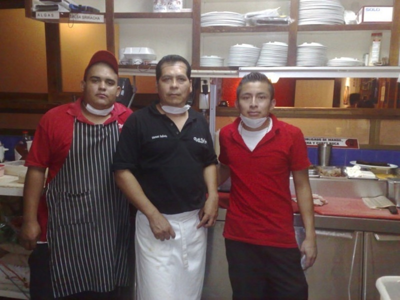 Date this happy United States man Manuel from Hermosillo US15720