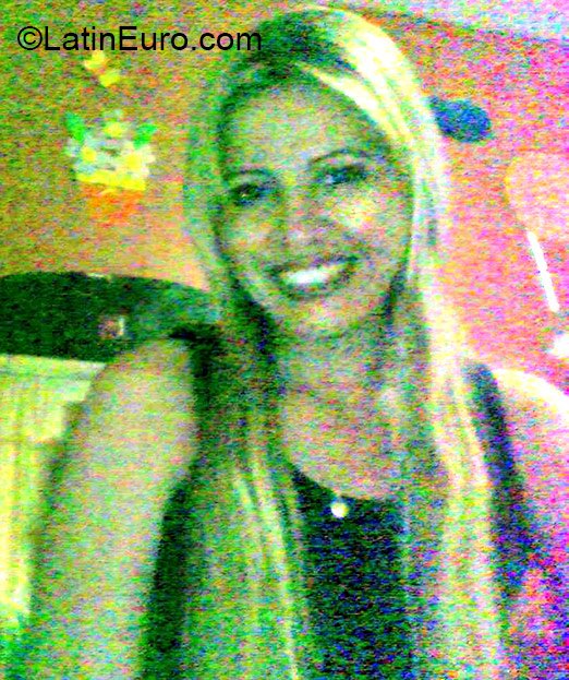 Date this passionate Venezuela girl Grecia from Falcon VE356