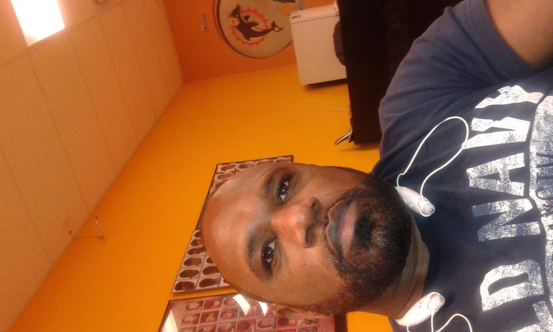 Date this hard body United States man El from Miami US15787