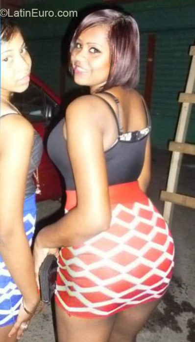 Date this delightful Dominican Republic girl Darleny from Santo Domingo DO21200