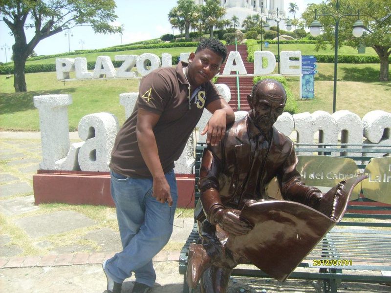 Date this sensual Dominican Republic man Robert cabrera from Santo Domingo DO21208