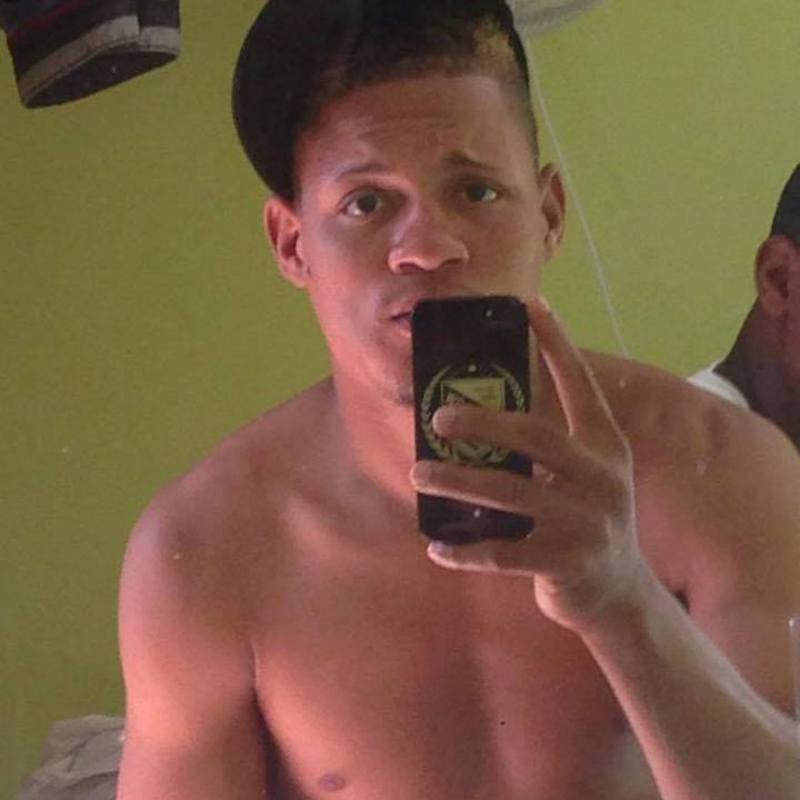 Date this voluptuous Argentina man JATNIEL from Dominicano AR87