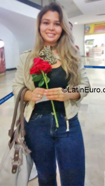 Date this passionate Brazil girl Audi from Brasilia BR9224