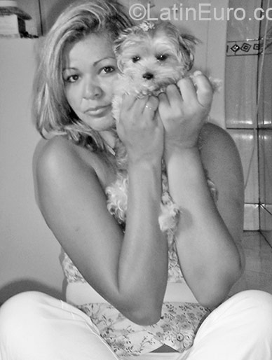 Date this funny Brazil girl Adriana from Rio De Janeiro BR9259