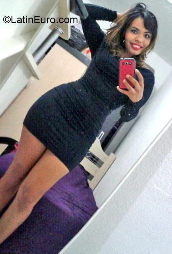 Date this passionate Brazil girl Deuseane from Sao Paulo BR9260