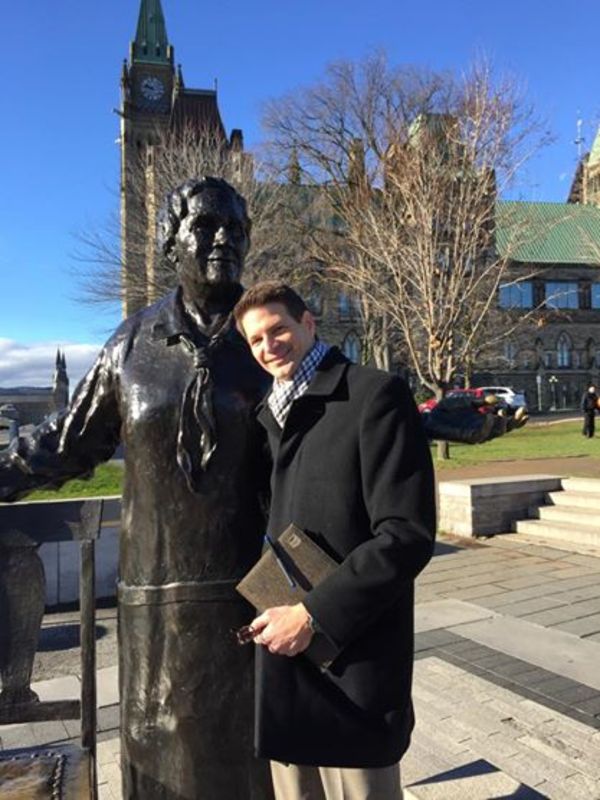 Date this athletic United States man MARK KYLE from New York US15971