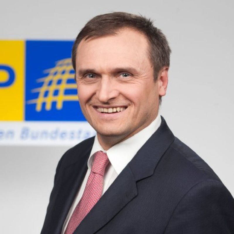 Date this stunning United Kingdom man Fabian from Toxteth GB799