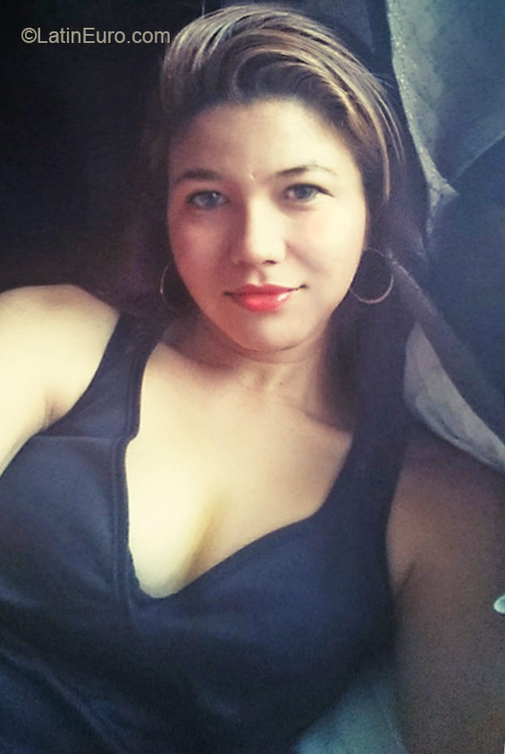 Date this pretty Colombia girl Olga from Medellin CO17176