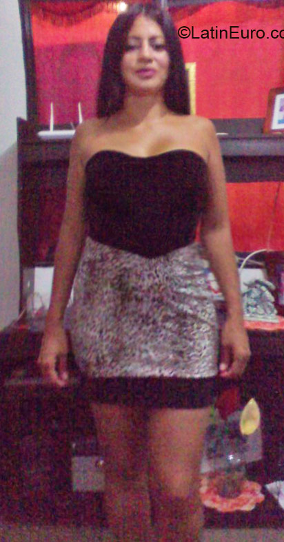 Date this funny Colombia girl Andrea from Cali CO17210