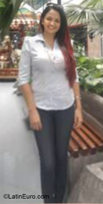 Date this pretty Venezuela girl Norelyis from Barinas VE459