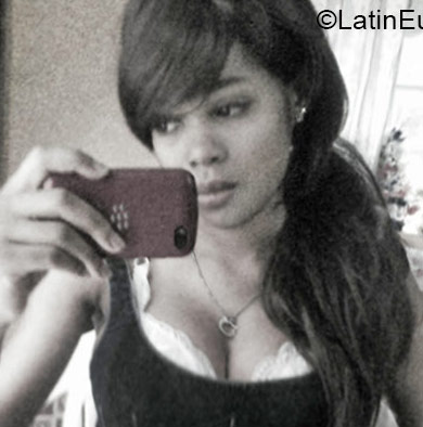 Date this athletic Jamaica girl Sherika2040 from Jamaica JM2012