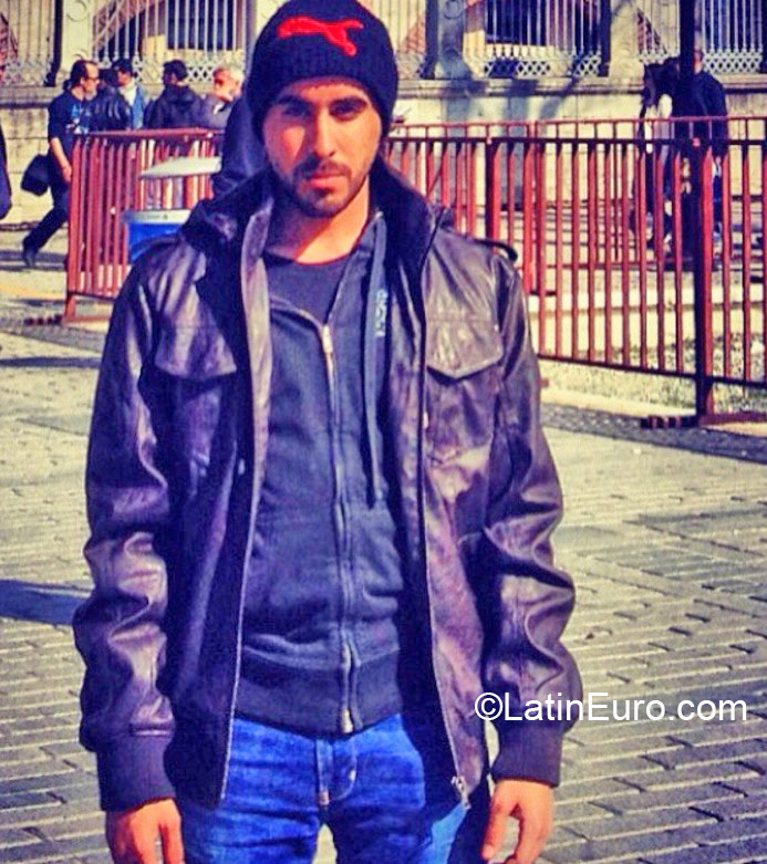 Date this hard body Brazil man Espanzaisa from Sao Paulo BR9308