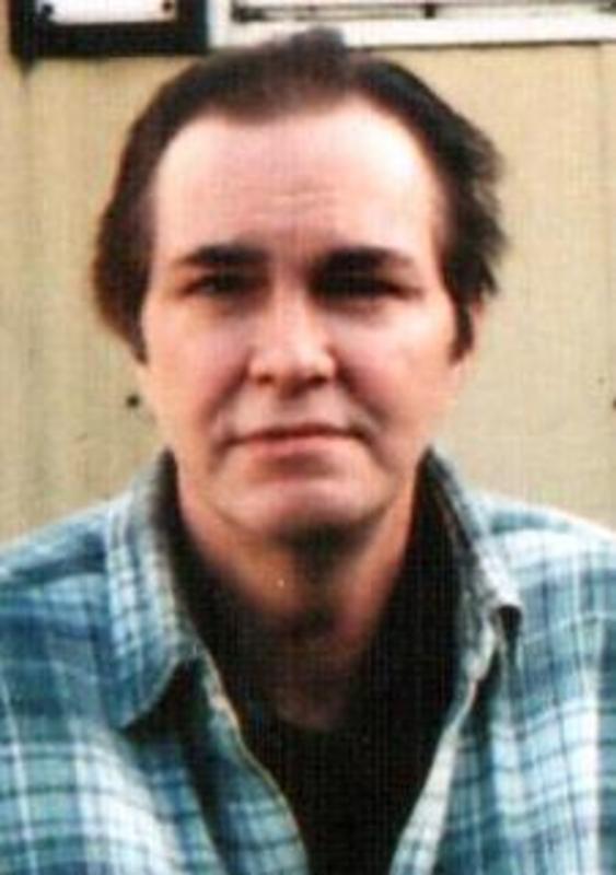 Date this beautiful Canada man ME2462 from Matheson CA660