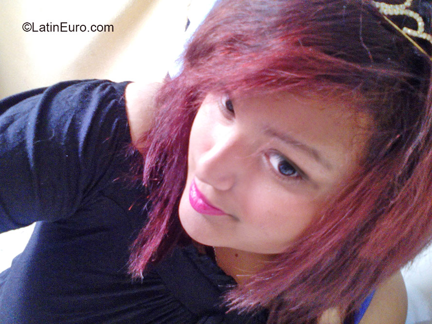 Date this funny Mexico girl Marie from Mexico City MX1415