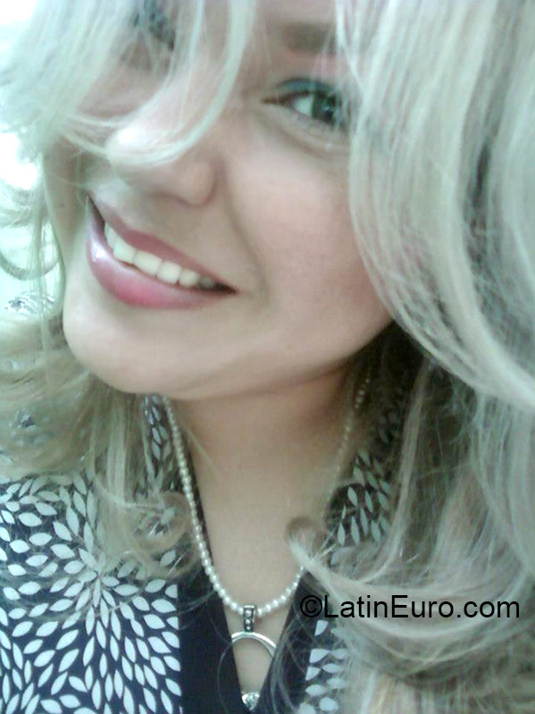 Date this tall Honduras girl Carmen from San Pedro Sula HN1526