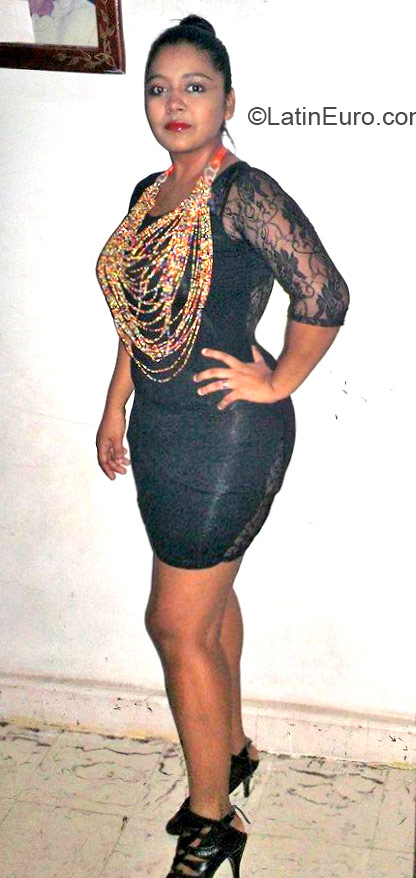 Date this sultry Colombia girl Brina from Barranquilla CO17444