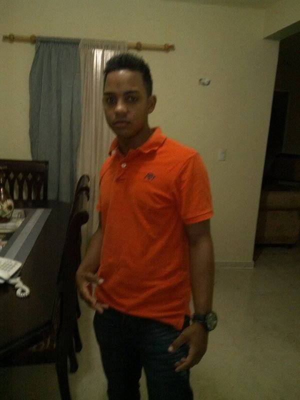 Date this funny Dominican Republic girl Lixandro from Valverde DO22338