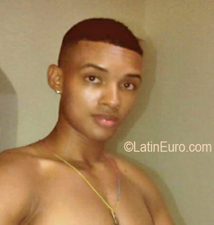 Date this stunning Colombia man Joel from Cali CO17594