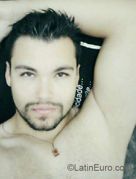 Date this pretty Dominican Republic man Brian from Santo Domingo DO22502