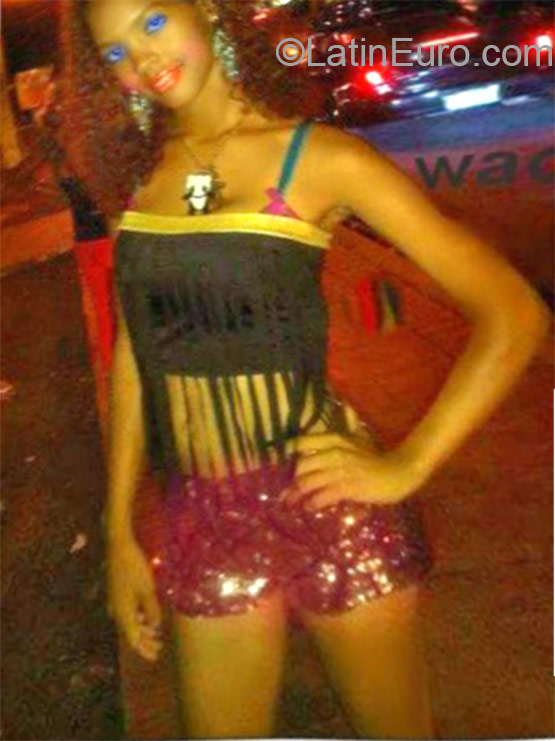 Date this cute Dominican Republic girl Yarolin from San Pedro Macoris DO22506