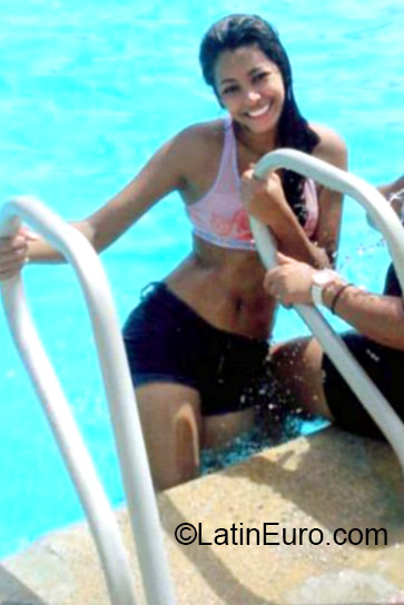 Date this lovely Colombia girl Keisy from Barrancabermeja CO17709