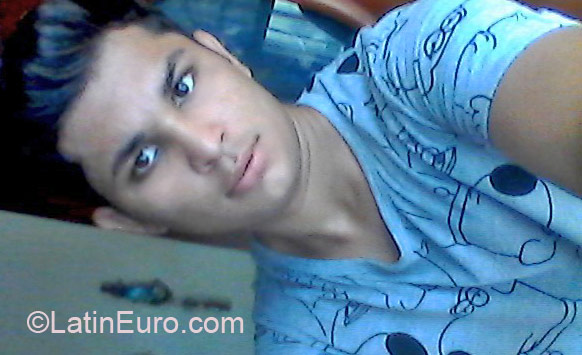 Date this passionate Colombia man Juan from Barranquilla CO17718
