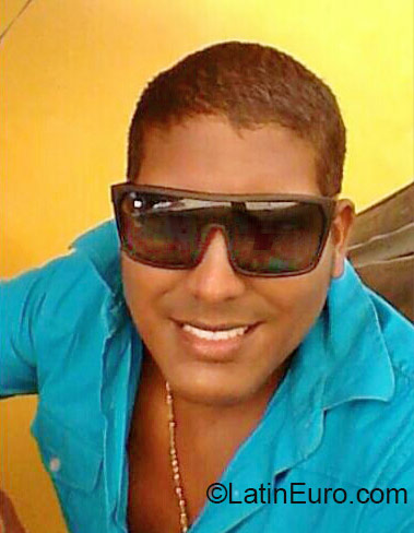 Date this voluptuous Colombia man Agustin from Cartagena CO17754