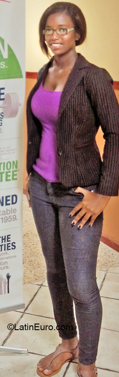 Date this funny Jamaica girl Carlisa from Kingston JM2114