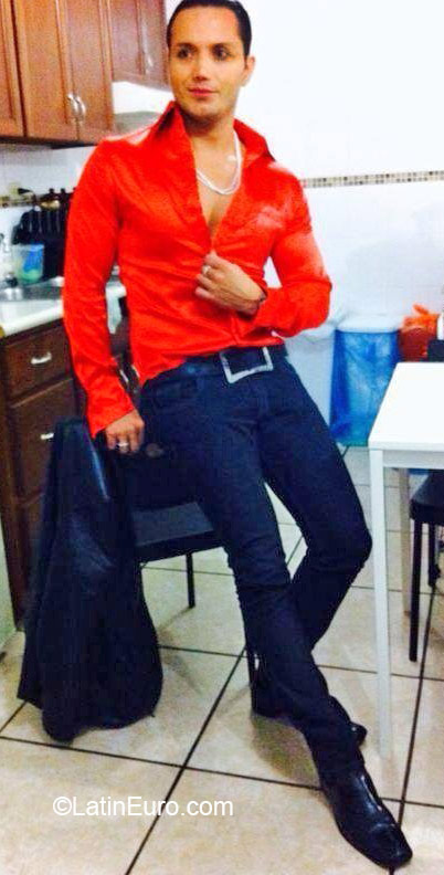 Date this pretty Mexico man Antonio from Puerto penasco MX1441