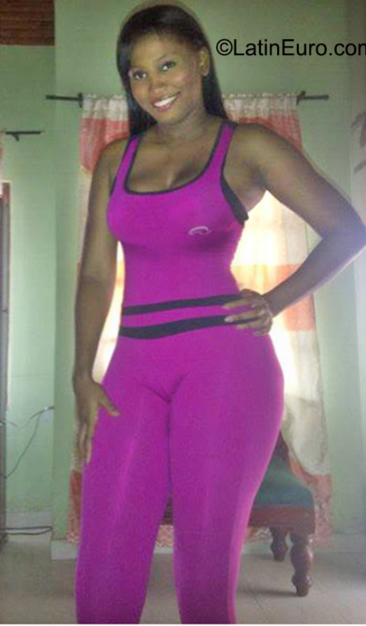 Date this young Colombia girl Antonia from Turbo CO17801