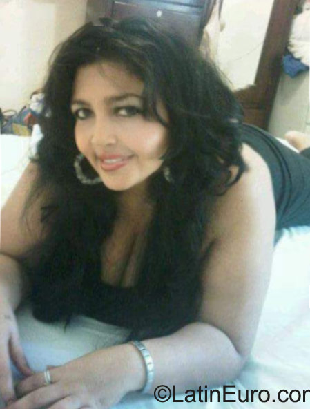 Date this stunning Honduras girl Aracely from San Pedro Sula HN1632