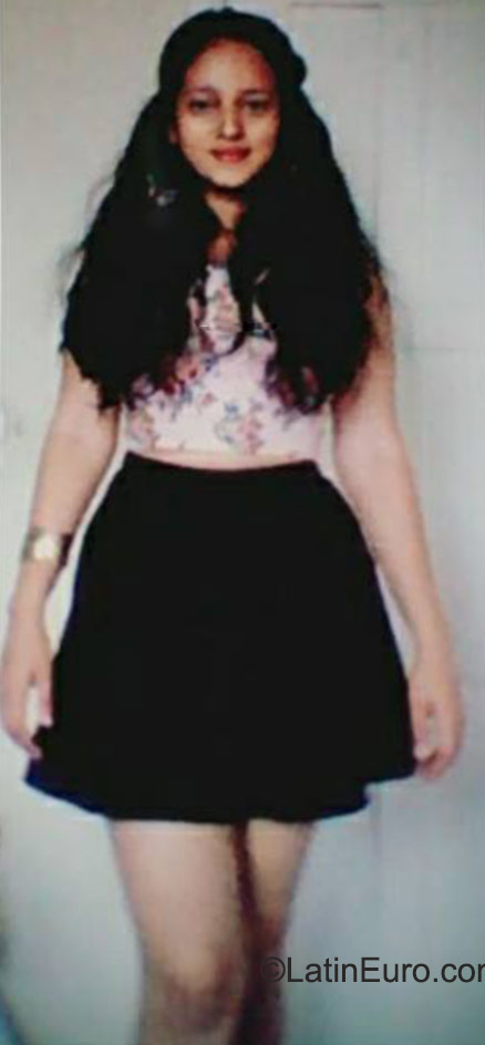 Date this sensual Honduras girl Lucy from Tegucigalpa HN1658