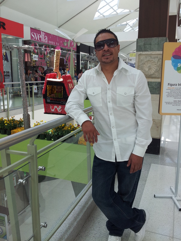 Date this passionate United States man Rafael29 from Philadelphia US16404