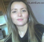 pretty Colombia girl Diana from Bogota CO17935