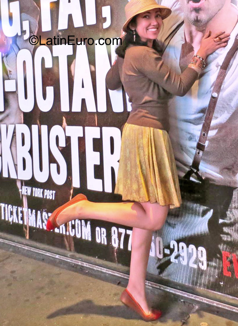 Date this hot Colombia girl Gaby from Medellin CO17940