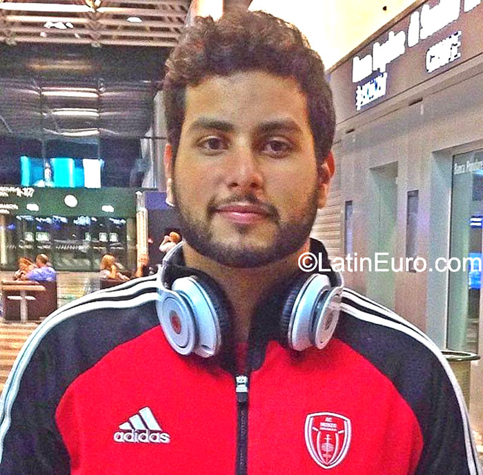 Date this hard body Brazil man Likei from Fortaleza BR9440