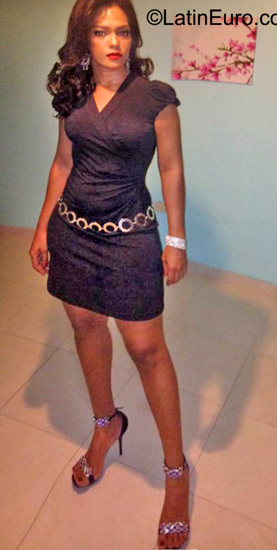 Date this cute Dominican Republic girl Susy1406 from Santo Domingo DO23150