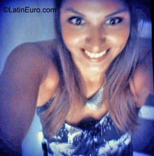 Date this sensual Panama girl Marcela from Panama City PA686