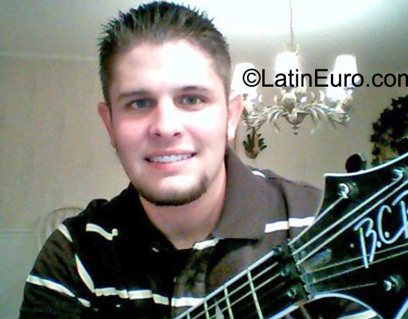 Date this lovely United States man James2u from Austin US16443