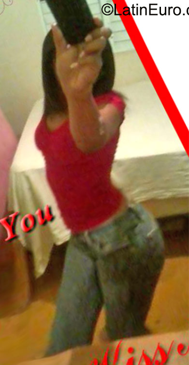 Date this foxy Dominican Republic girl Andrea from San Pedro de Macoris DO23161