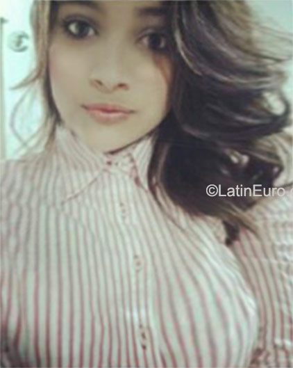 Date this stunning Venezuela girl Melisa from Ciudad guayana VE628