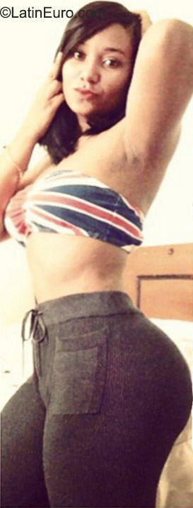 Date this exotic Dominican Republic girl Arleny elizabet from Santiago DO23331