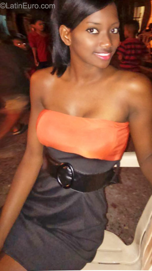 Date this delightful Dominican Republic girl Katherine from Santo Domingo DO23336
