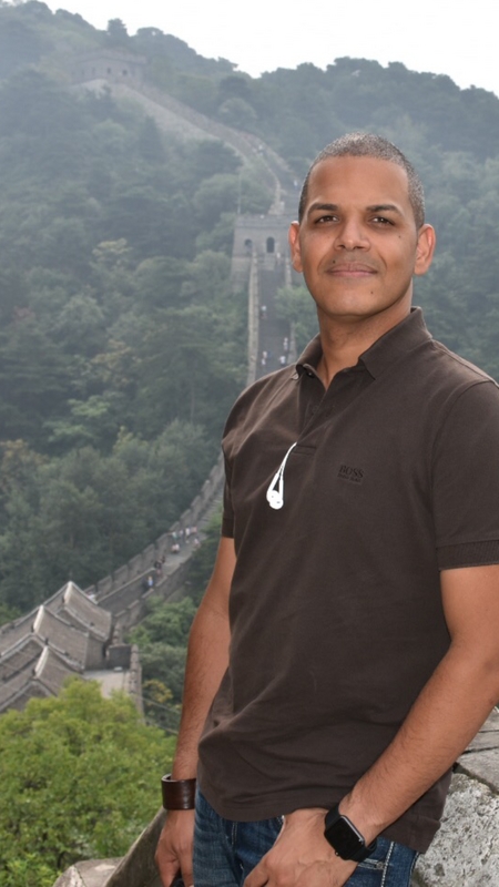 Date this stunning Switzerland man Roberto from Zurich CH136